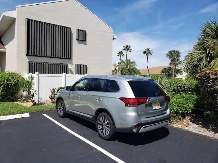 Avis Car Rental Picture 9