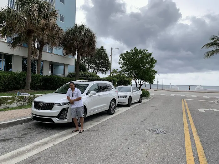 Dollar Car Rental - West Palm Beach International Airport Picture 8