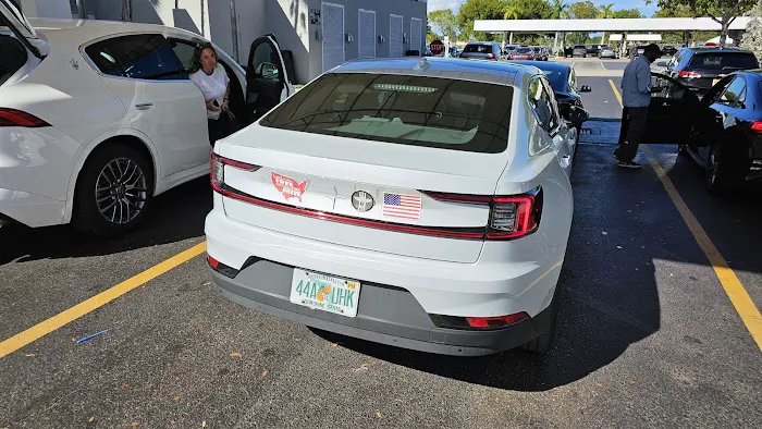 Hertz Car Rental - West Palm Beach - Palm Beach International Airport (PBI) Picture 9