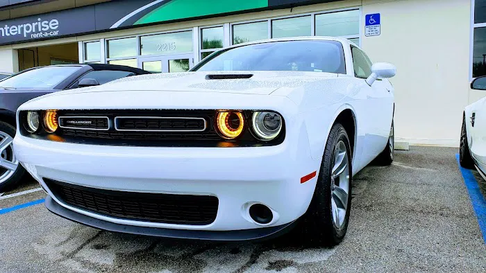 Enterprise Rent-A-Car Picture 4