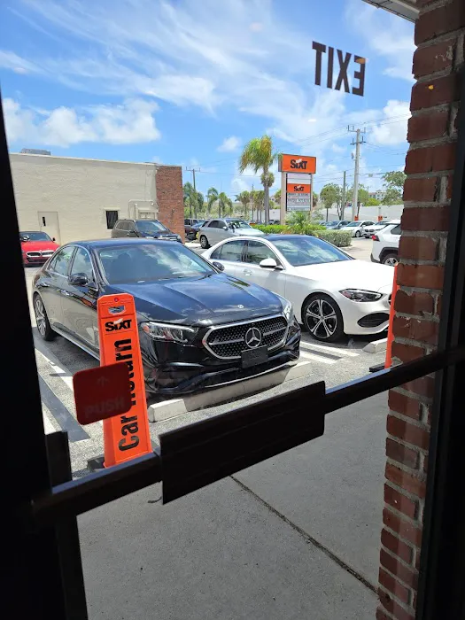 SIXT Rent a Car Palm Beach Int. Airport Picture 5