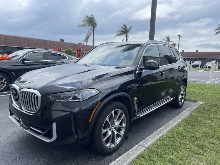 SIXT Rent a Car Palm Beach Int. Airport Picture 9