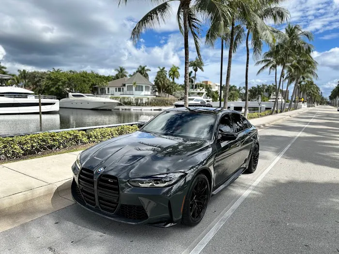 Lux Auto Club Picture 3