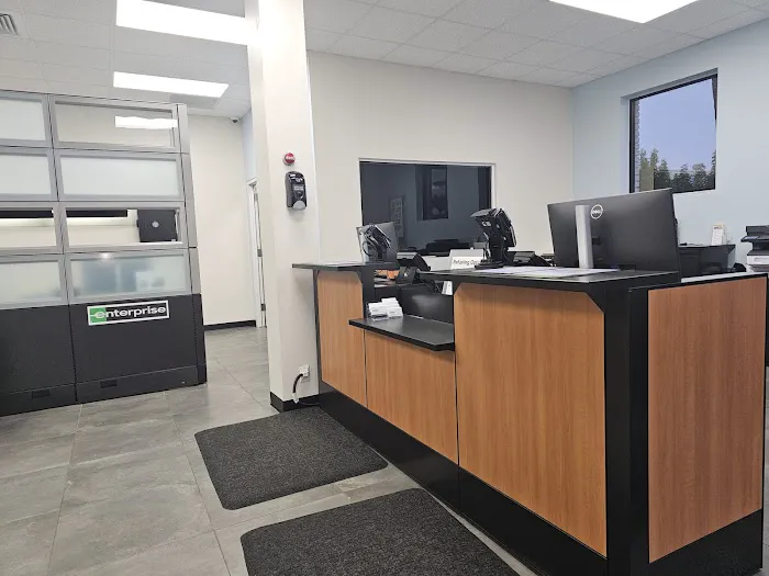 Enterprise Rent-A-Car Picture 4