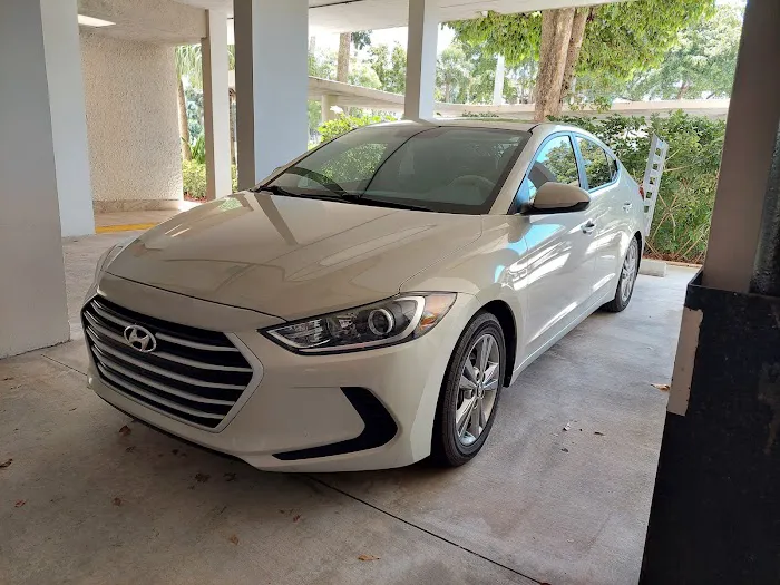 Enterprise Rent-A-Car Picture 6