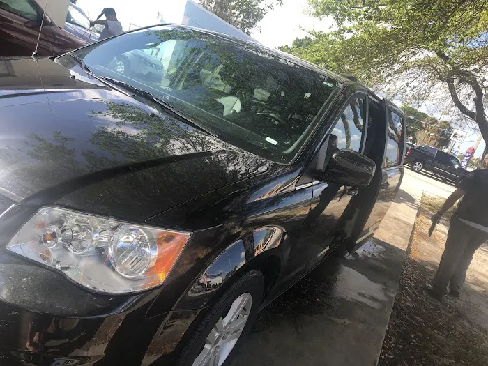 Enterprise Rent-A-Car Picture 1