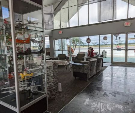 Hertz Car Rental - Vero Beach - Vero Beach Regional Airport (VRB)
