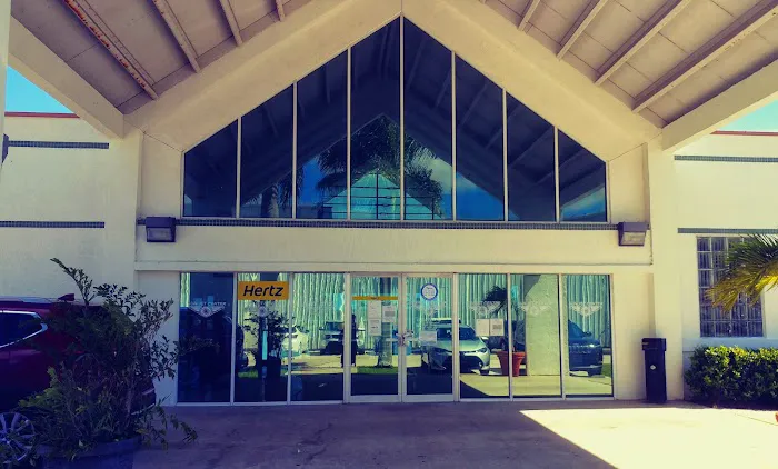 Hertz Car Rental - Vero Beach - Vero Beach Regional Airport (VRB) Picture 8