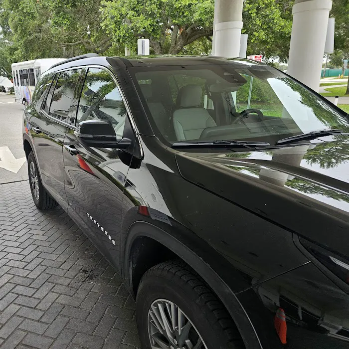 Avis Car Rental Picture 3