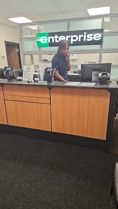 Enterprise Rent-A-Car Picture 4