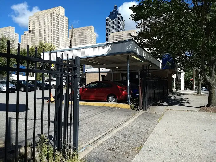 Budget Car Rental Picture 3
