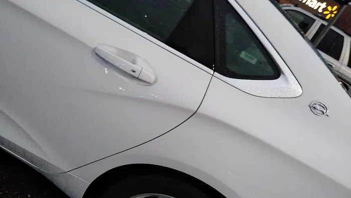 Avis Car Rental Picture 5