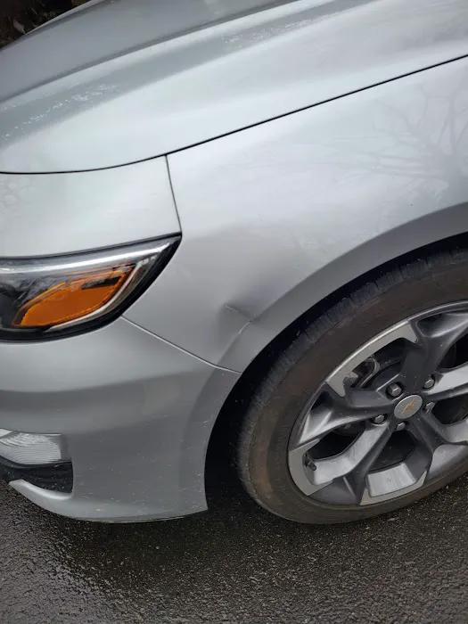 Avis Car Rental Picture 3