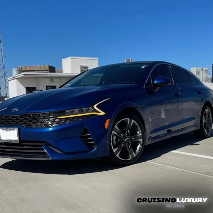 Cruising Luxury Picture 7
