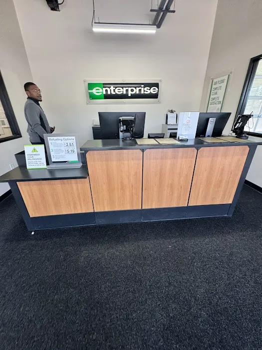 Enterprise Rent-A-Car Picture 1