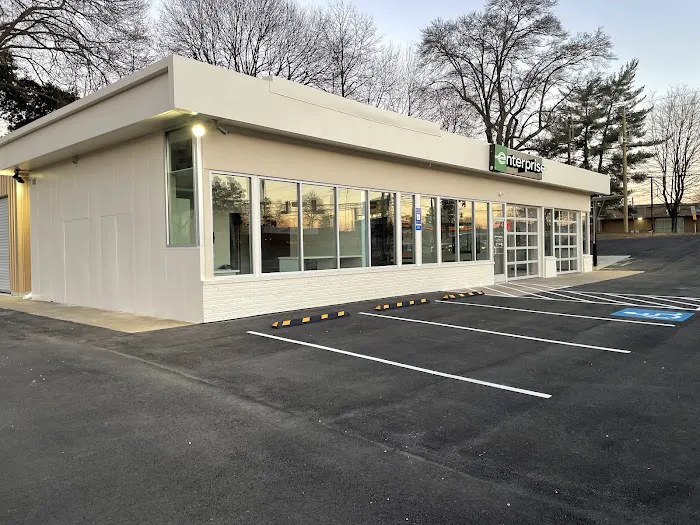 Enterprise Rent-A-Car Picture 8