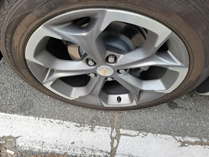 Hertz Car Rental - Atlanta - Peachtree Road Ne Picture 10