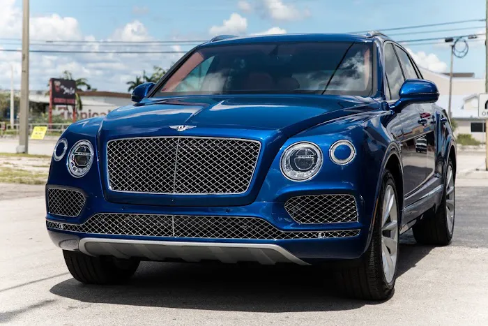 Crosszone Luxury Rental Picture 2