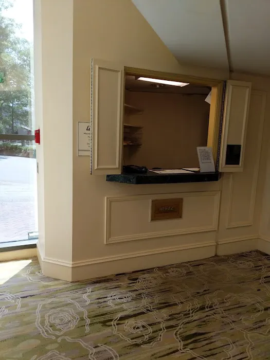 Hertz Car Rental - Atlanta - Lenox Road Ne Picture 4
