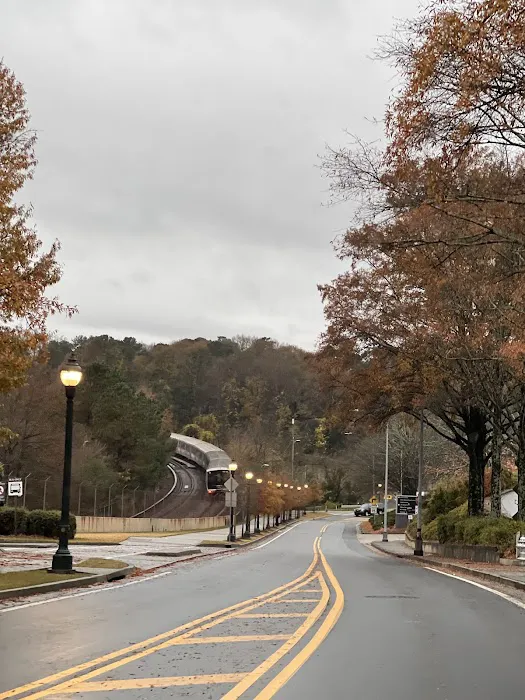 Hertz Car Rental - Atlanta - Lenox Road Ne Picture 8