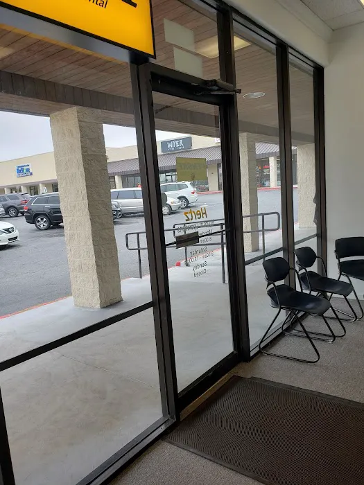 Hertz Car Rental - Smyrna - S Cobb Drive Se Picture 6
