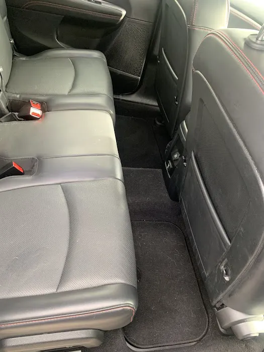 Avis Car Rental Picture 9