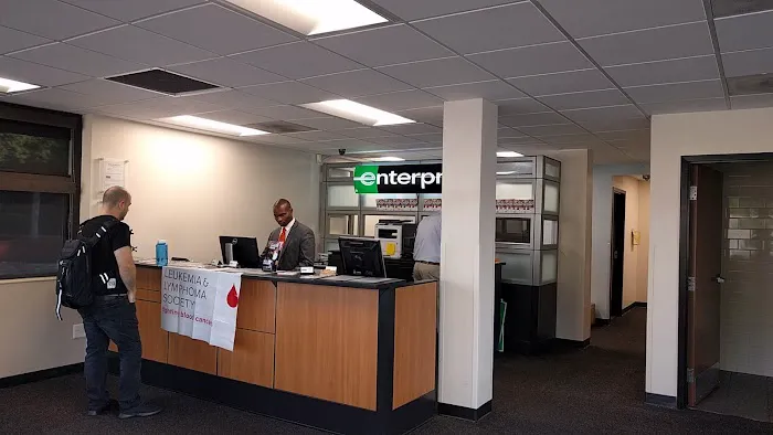 Enterprise Rent-A-Car Picture 3