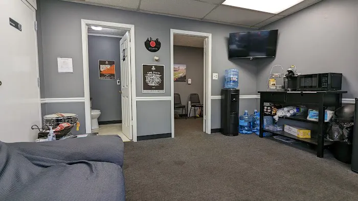 Bandago Van Rental Picture 6