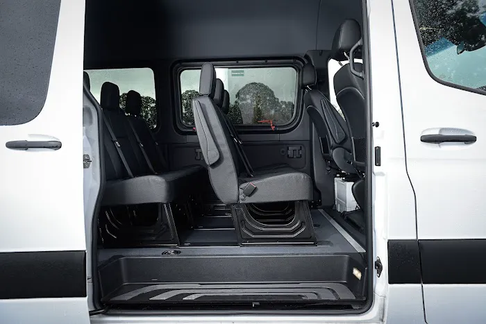 Bandago Van Rental Picture 10