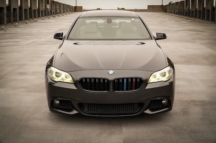 AIR AUTOS Car Rental Picture 6