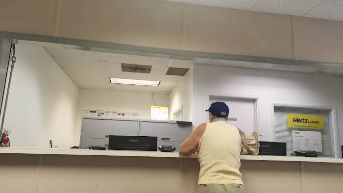 Hertz Car Rental - Chamblee - Airport Road Picture 9