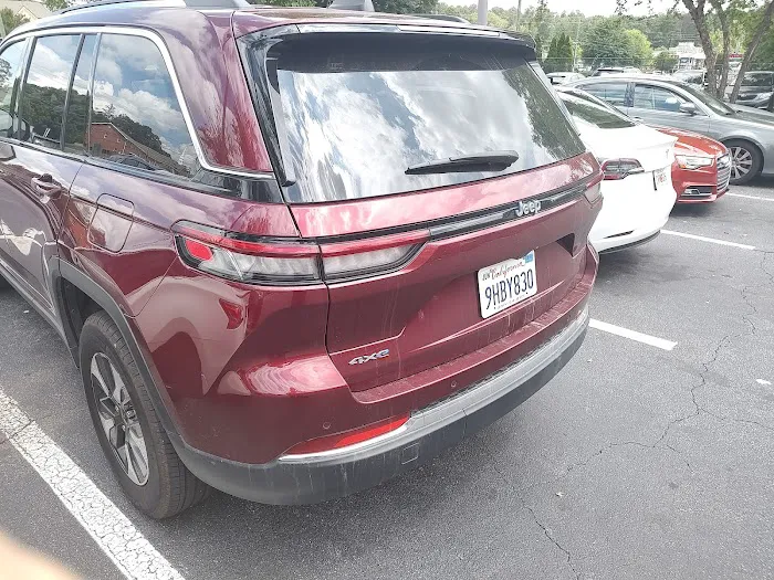 Avis Car Rental Picture 3