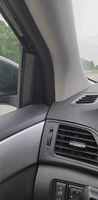 Hertz Car Rental - Lithia Springs - Thornton Road Picture 10