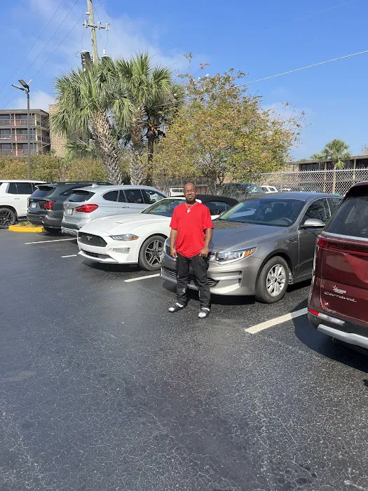 Sam Cash Car Rental Picture 7