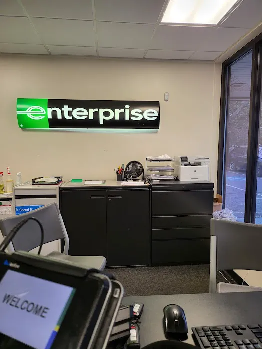 Enterprise Rent-A-Car Picture 4