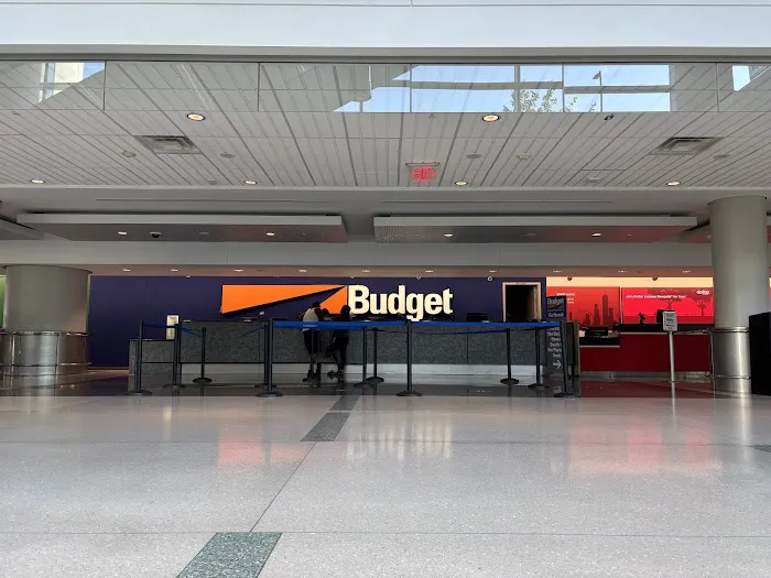 Budget Car Rental Picture 2