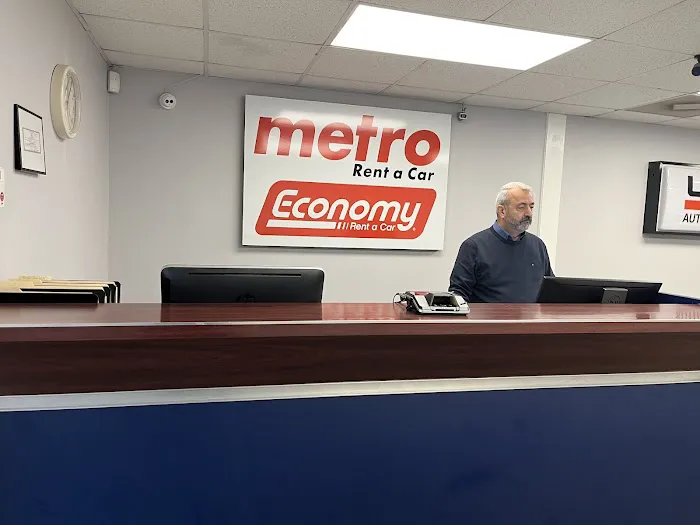 Metro Economy Rent a Car Picture 5