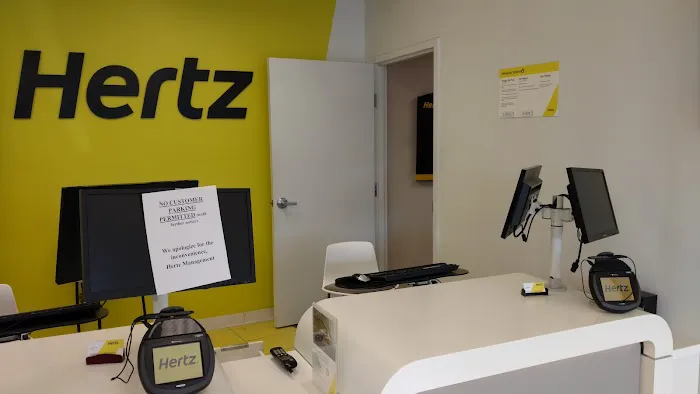 Hertz Car Rental - Kennesaw - Cobb Parkway Nw Picture 9