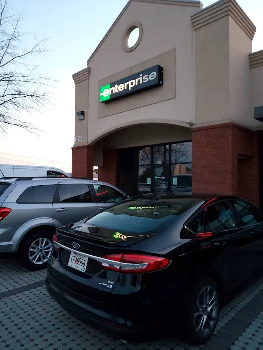 Enterprise Rent-A-Car Picture 2
