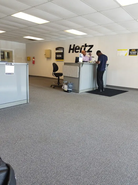 Hertz Car Rental - Snellville - Stone Mountain Highway 78 Picture 7