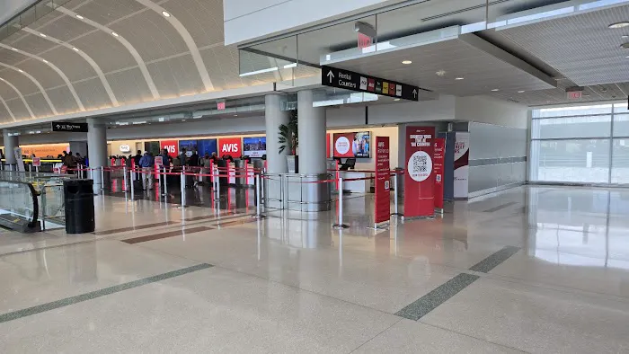 Avis Car Rental Picture 2