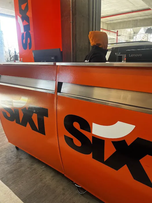 SIXT Rent a Car Atlanta Int Airport Picture 5