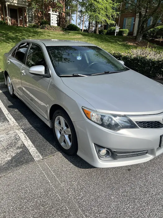 HS Cash Car Rental Picture 5