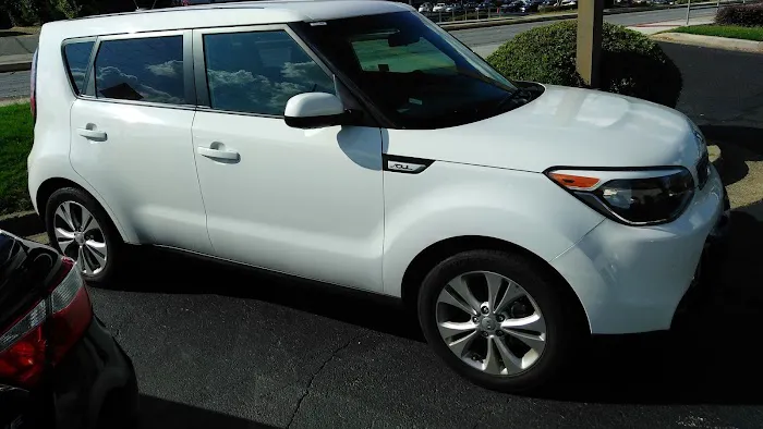 Enterprise Rent-A-Car Picture 9