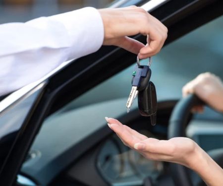 When is the Best Time to Book a Car Rental?