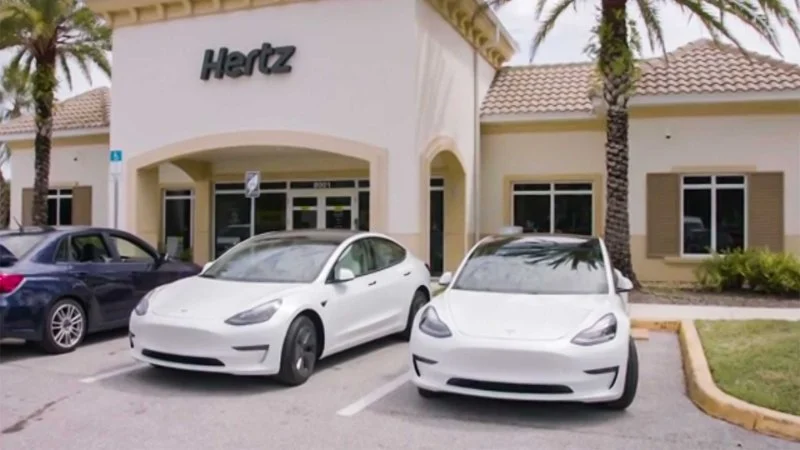 How to Extend Hertz Car Rental the Right Way in the U.S.