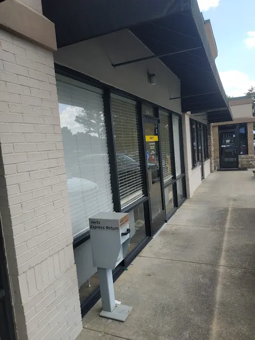 Hertz Car Rental - Duluth - Satellite Boulevard Picture 3