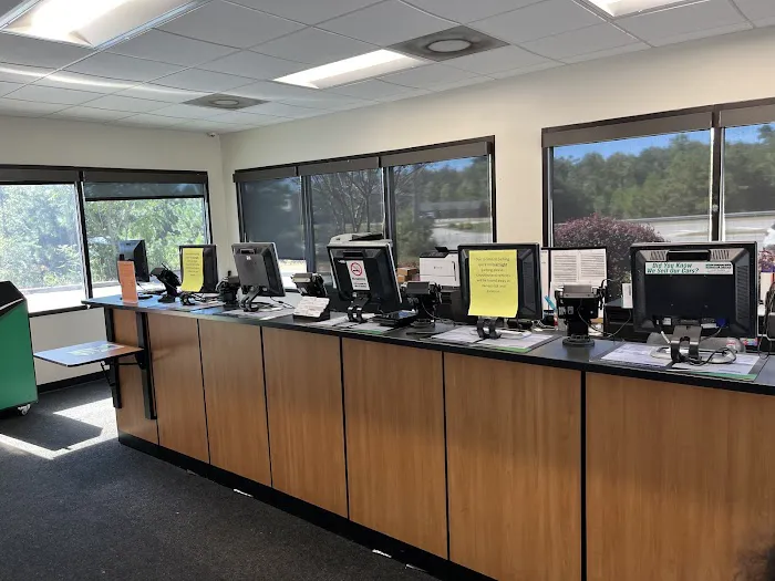 Enterprise Rent-A-Car Picture 7