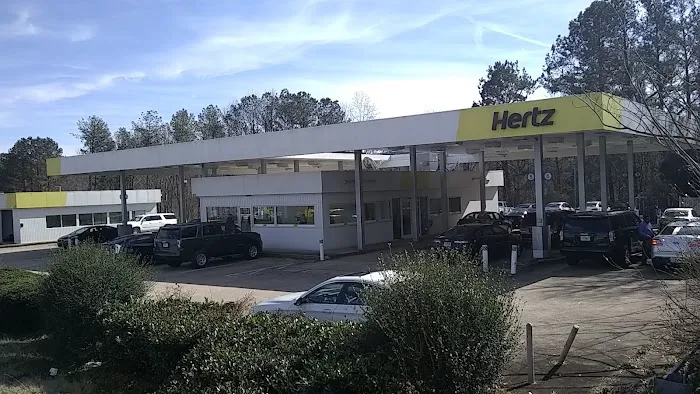 Hertz Car Rental - Woodstock - Highway 92 Picture 2