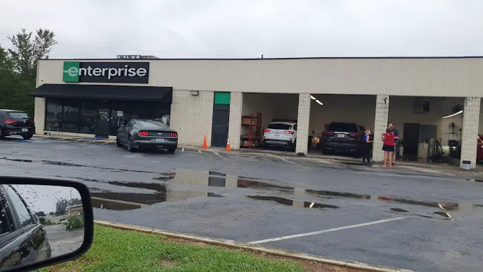 Enterprise Rent-A-Car Picture 10